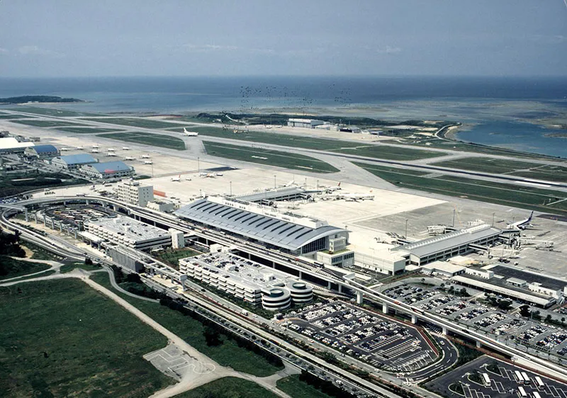 那覇空港国内線旅客ターミナルビル